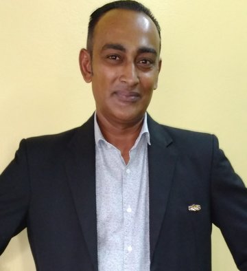 Tazim  Ali, Senior Sales Executive