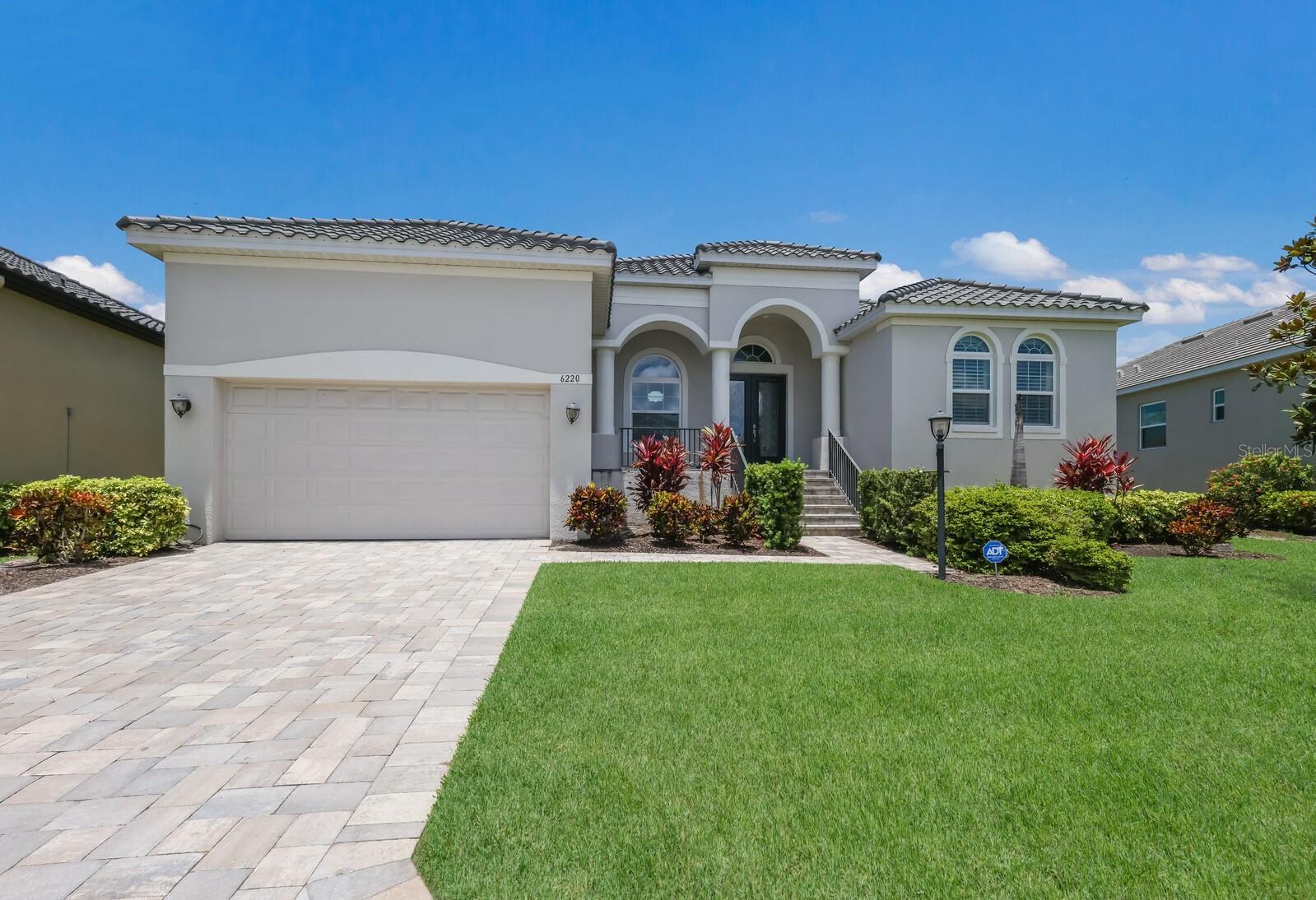 6220 SIGNATURE POINTE, BRADENTON, Single Family Residence,  for sale, PROPERTY EXPERTS 