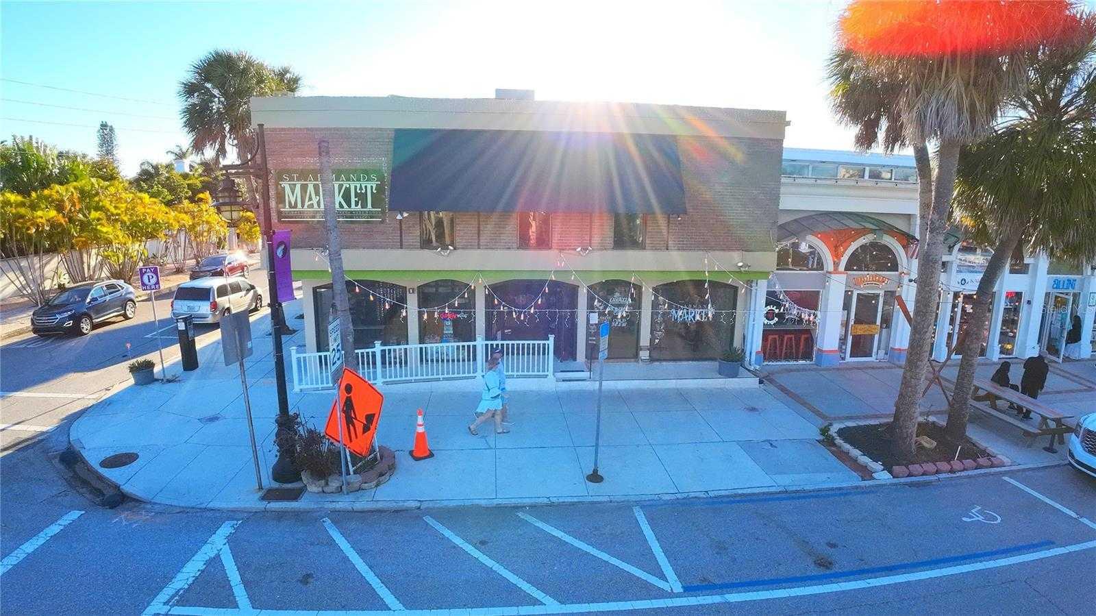 40 BLVD OF THE PRESIDENTS, SARASOTA, Mixed Use,  for sale, PROPERTY EXPERTS 